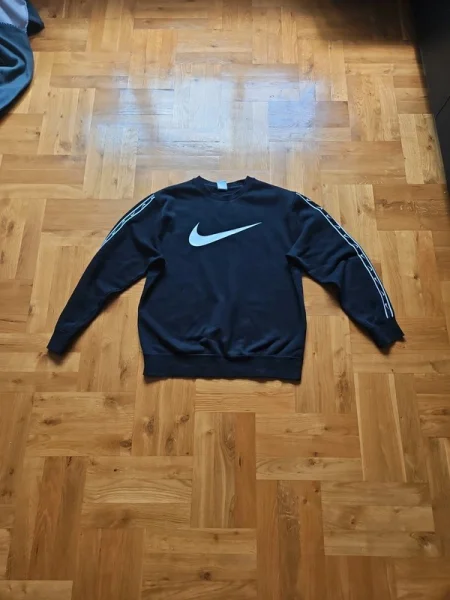 Bluza czarna NIKE