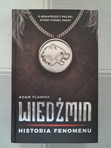 Książka - „Wiedźmin – historia fenomenu”, A. Flamma, do sprzedania